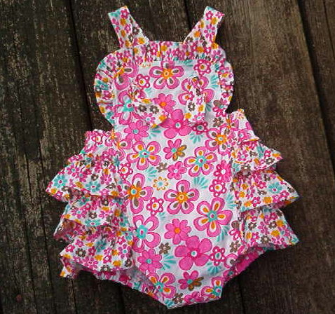 Retro Look Ruffle Back Sunsuit And Sunhat Baby Girls Size 3 To 6 Month
